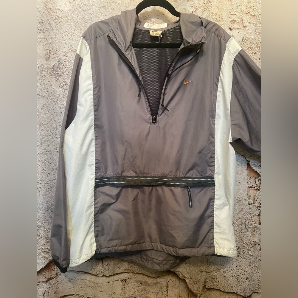 MENS Nike Grey Lightweight Windbreaker